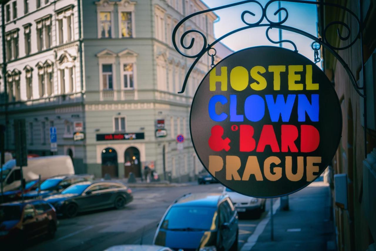 Clown And Bard Hostel Прага Екстериор снимка